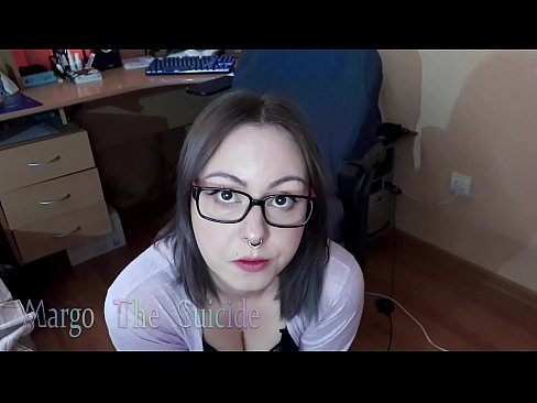 ❤️ Une fille sexy avec des lunettes suce profondément un gode devant la caméra ️ Porno at us fr.fulldesisex.ru